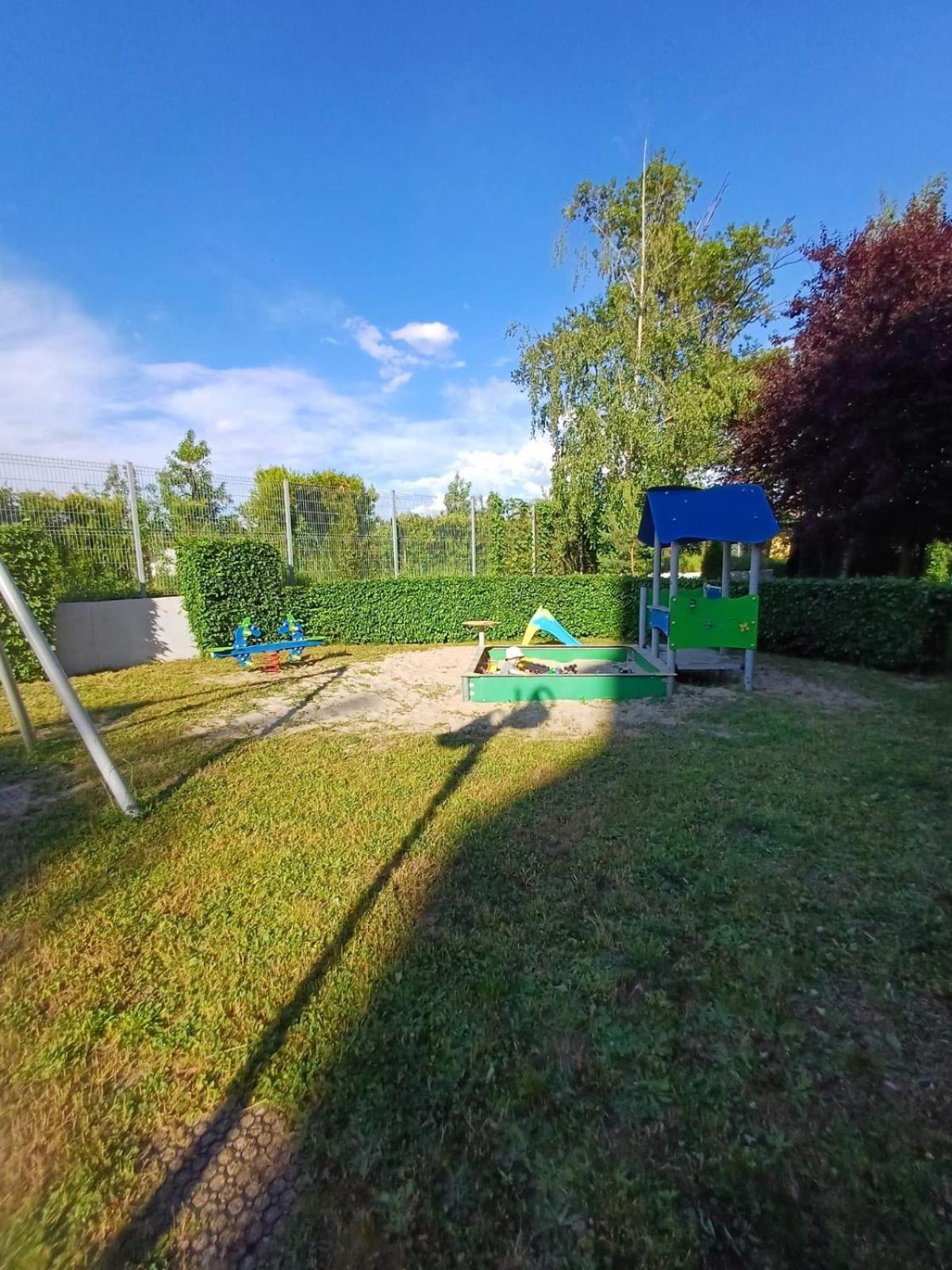 Rodzinny Apartament Blisko Hali Stulecia I Zoo Vratislav Exteriér fotografie